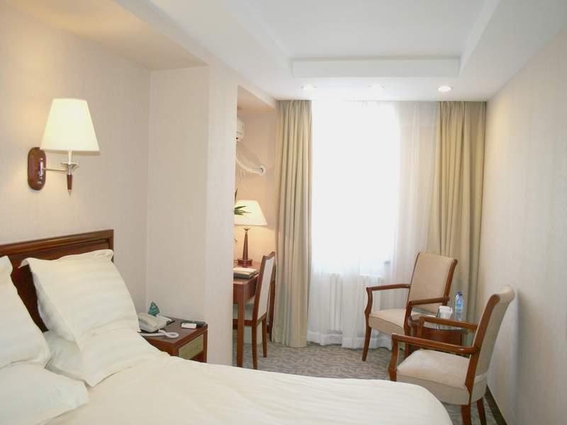 Greentree Inn Heilongjiang Harbin Zhongyang Street Business Hotel Dış mekan fotoğraf