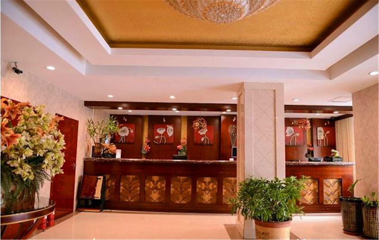 Greentree Inn Heilongjiang Harbin Zhongyang Street Business Hotel Dış mekan fotoğraf