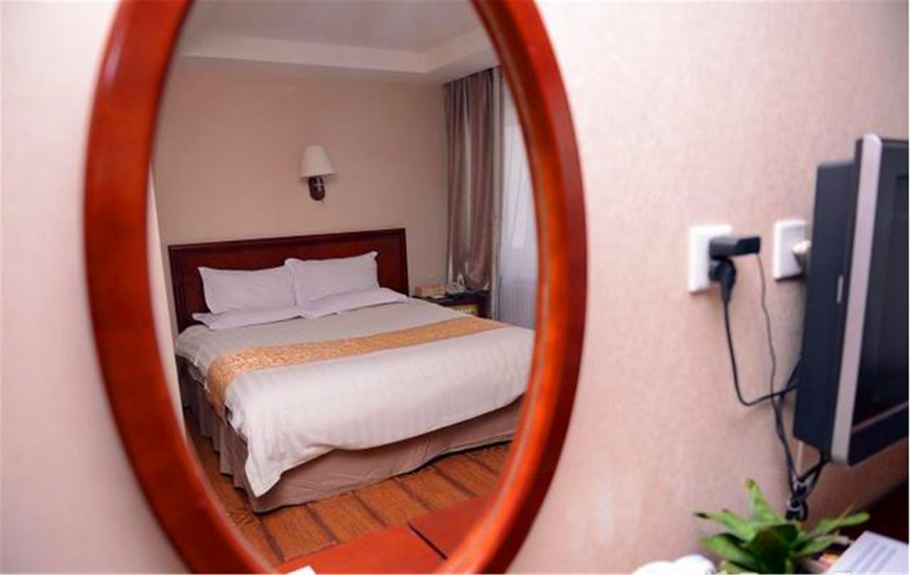 Greentree Inn Heilongjiang Harbin Zhongyang Street Business Hotel Dış mekan fotoğraf